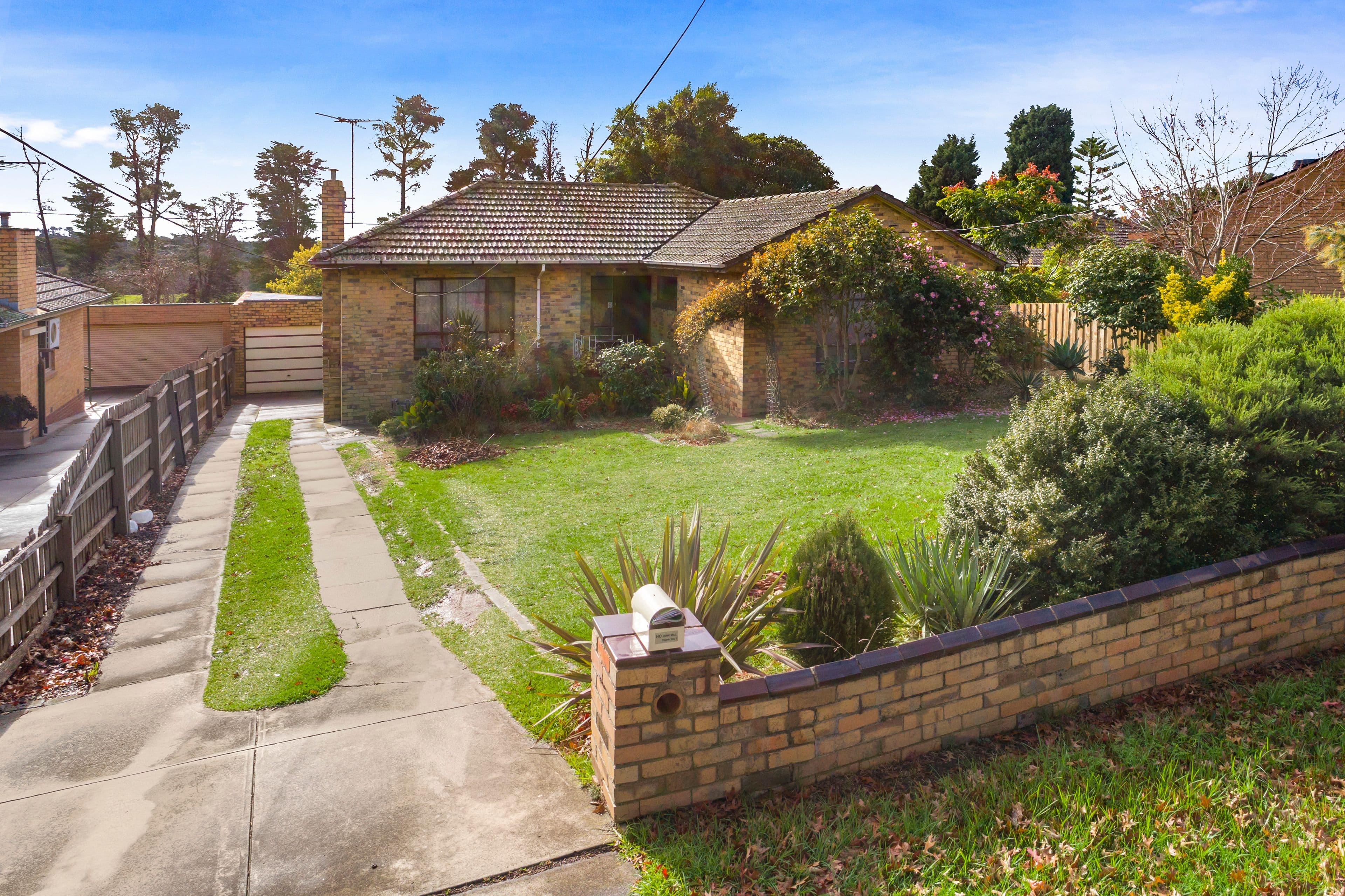 1 Clements Avenue, Donvale VIC 3111, Donvale - Thumbnail 2