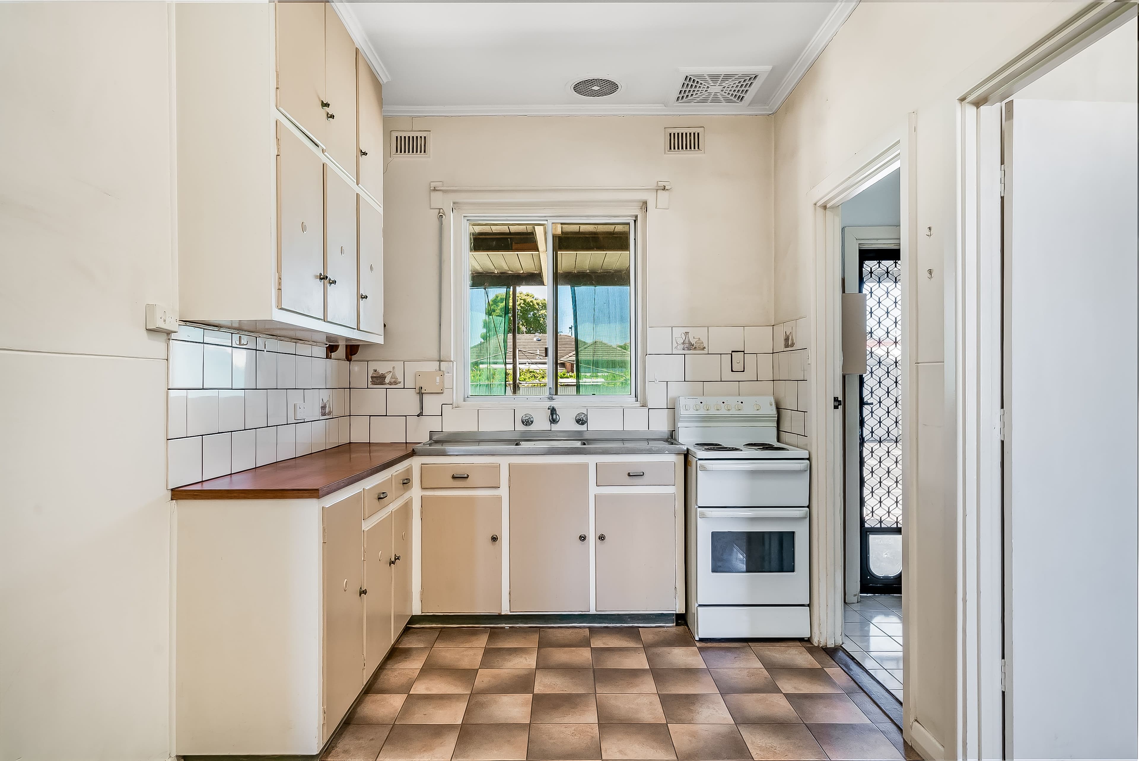 9 Cooinda Street, Findon SA 5023, Findon - Thumbnail 6