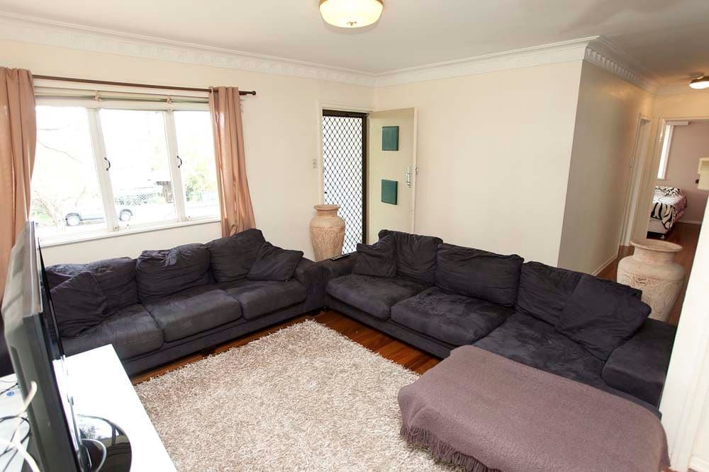 27 Curfew Street, UPPER MOUNT GRAVATT QLD 4122, Upper Mount Gravatt - Thumbnail 4