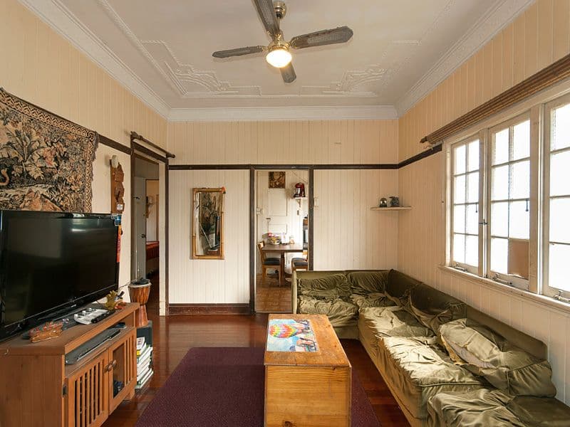 35 Rose Street, WOOLOOWIN QLD 4030, Wooloowin - Thumbnail 2