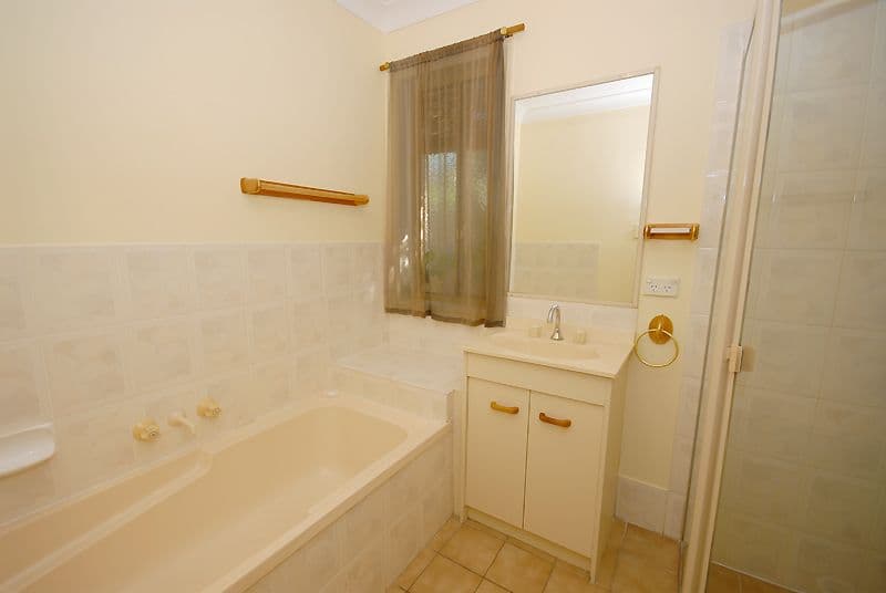 12 St James Street, FOREST LAKE QLD 4078, Forest Lake - Thumbnail 7