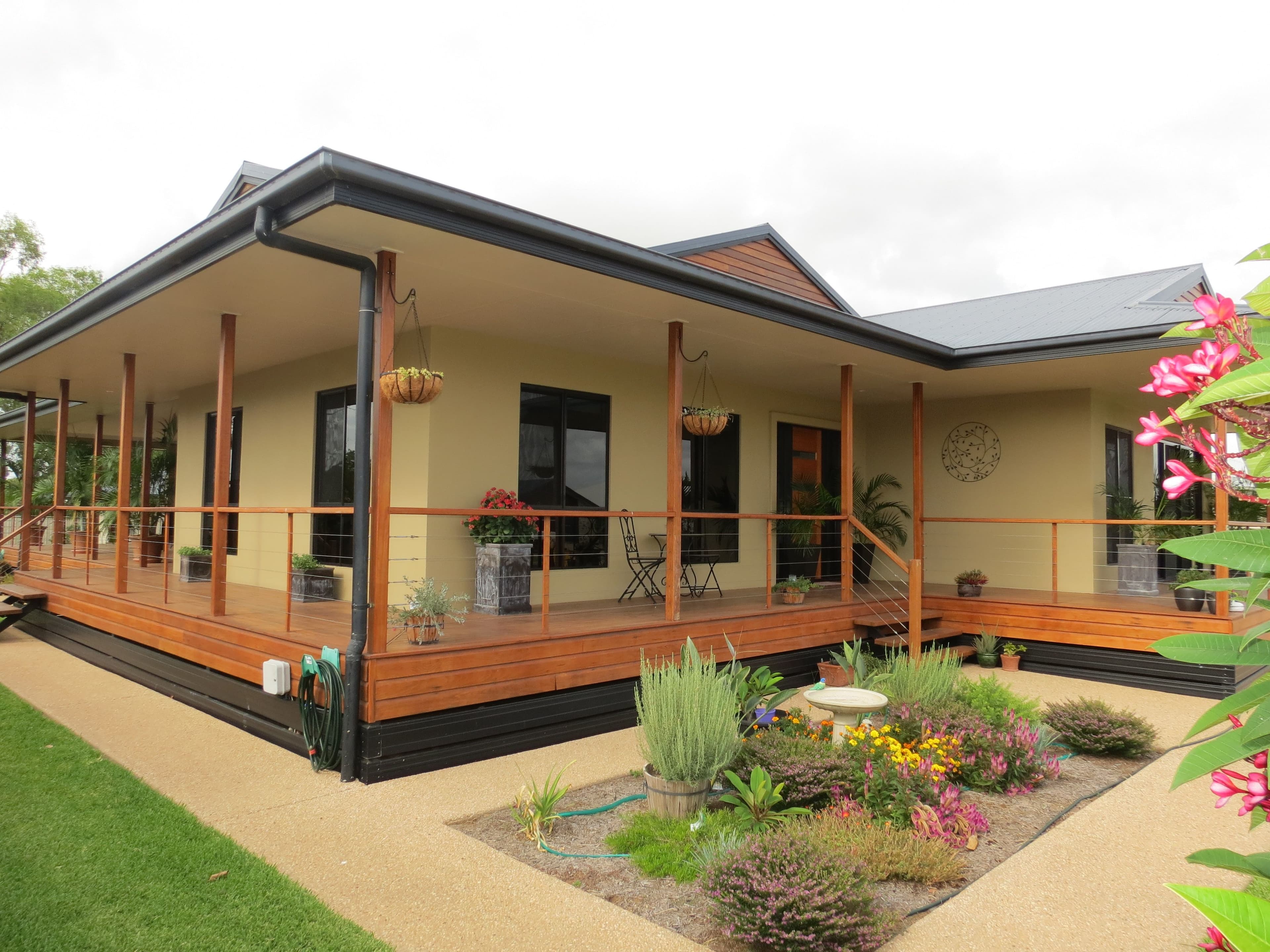 5 Carrington Place, Emerald QLD 4720, Emerald - Image 1