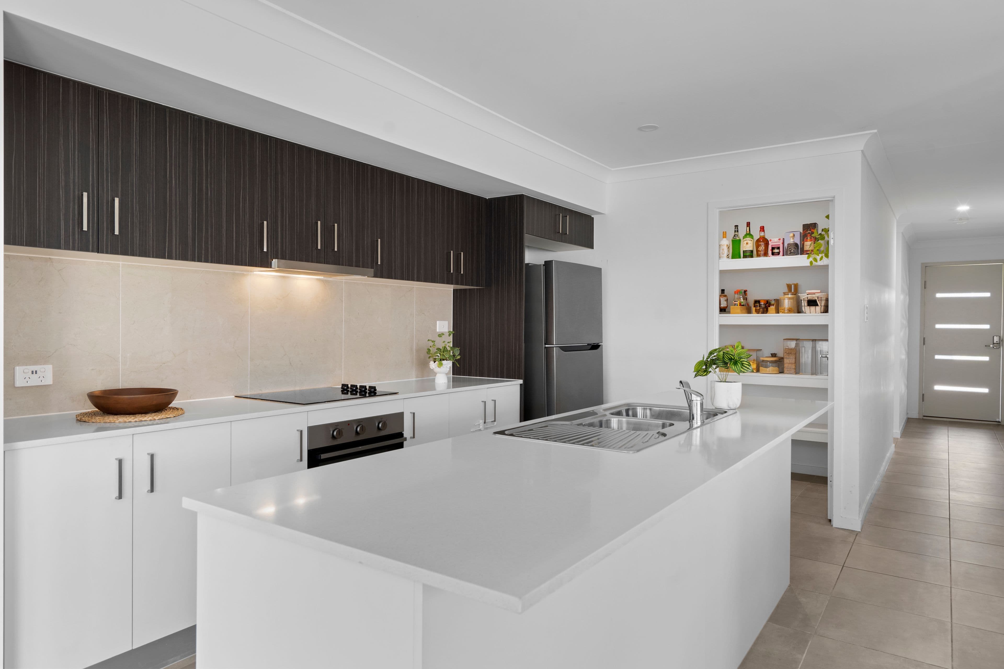 8 Pisa Court, Waterford West QLD 4133, Waterford West - Thumbnail 3