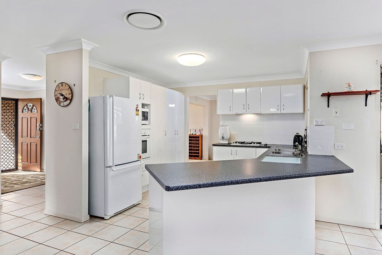 13 Lake Court, Urunga - Thumbnail 4