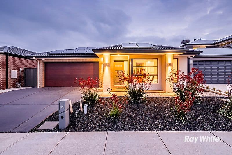 13 Hibernia Place, Cranbourne East VIC 3977, Cranbourne East - Image 1
