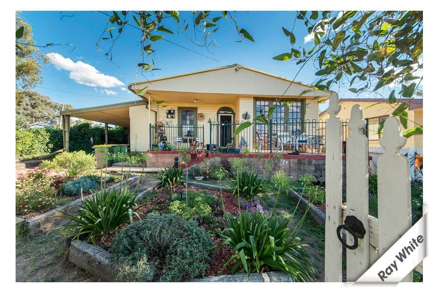 14 Fergus Road, QUEANBEYAN NSW 2620, Queanbeyan - Image 1