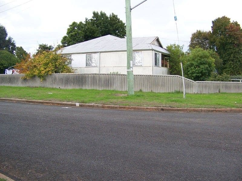 76 Ipsen Street, MANJIMUP WA 6258, Manjimup - Thumbnail 3
