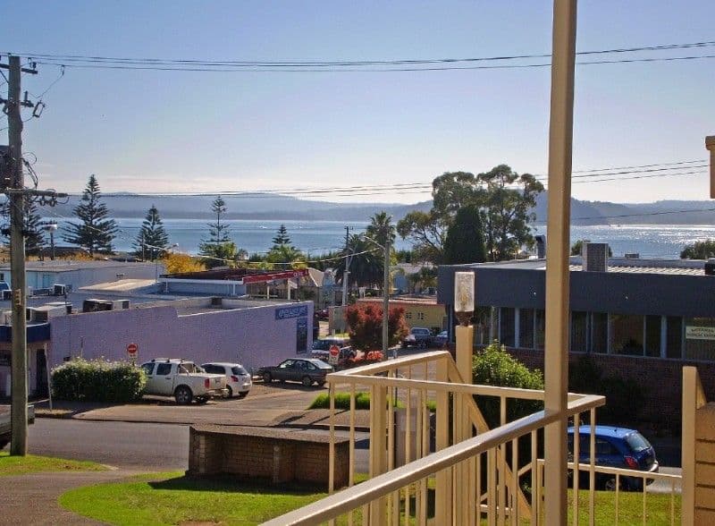10 Corrigans Crescent, BATEHAVEN NSW 2536, Batehaven - Thumbnail 2