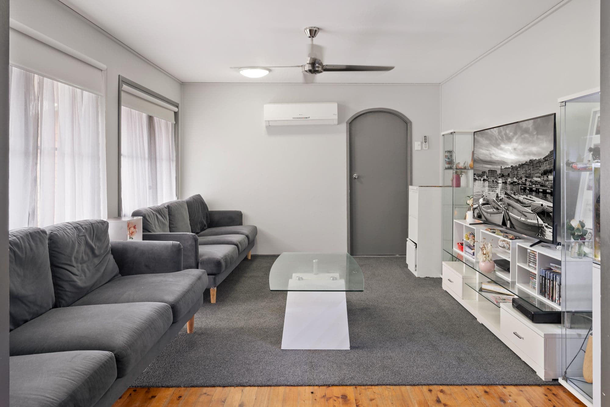 1 Lawn Avenue, Bradbury NSW 2560, Bradbury - Thumbnail 3