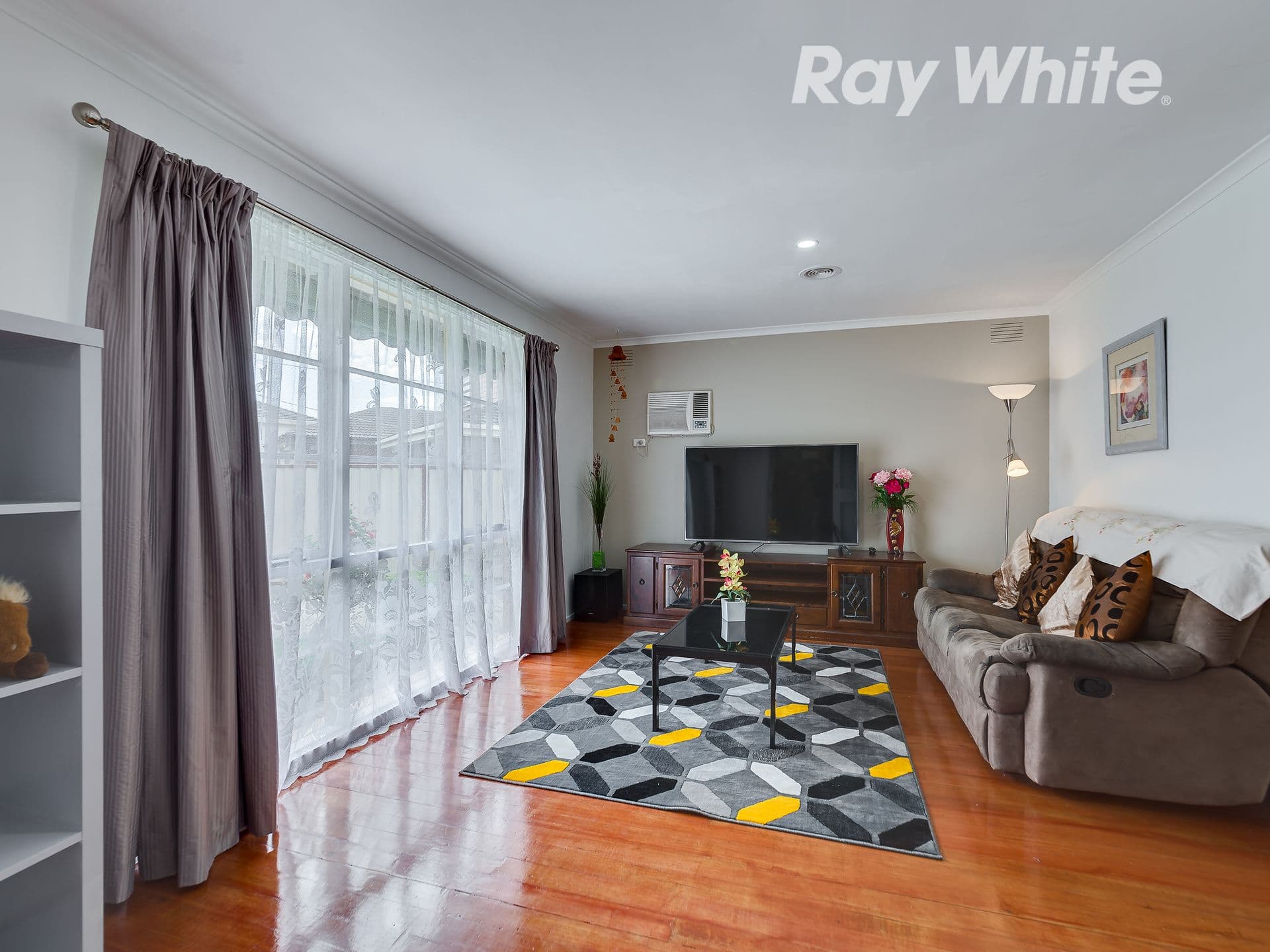 6 Bencairn Court, Lalor VIC 3075, Lalor - Thumbnail 4