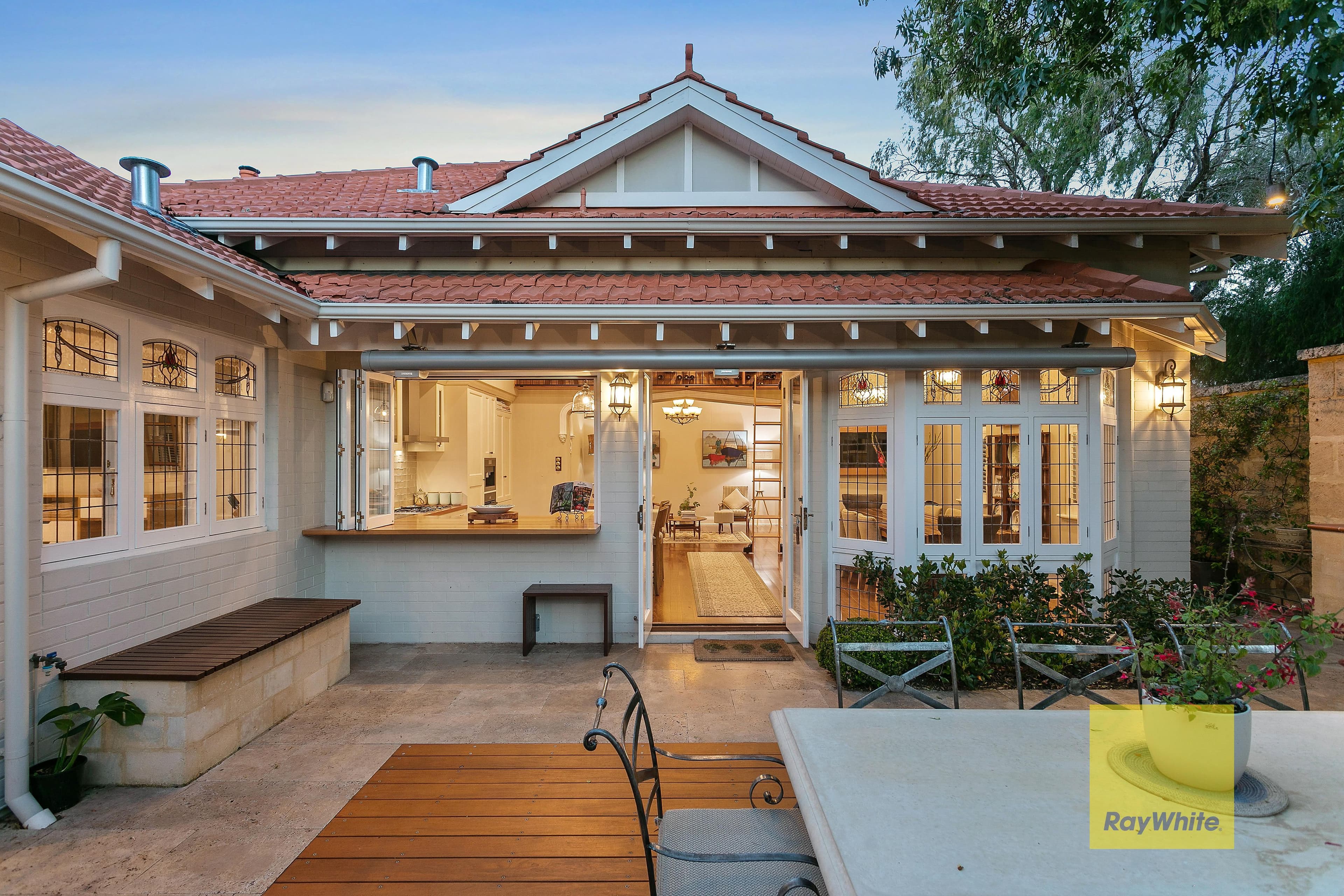 11 Parry Street, Claremont WA 6010, Claremont - Thumbnail 2