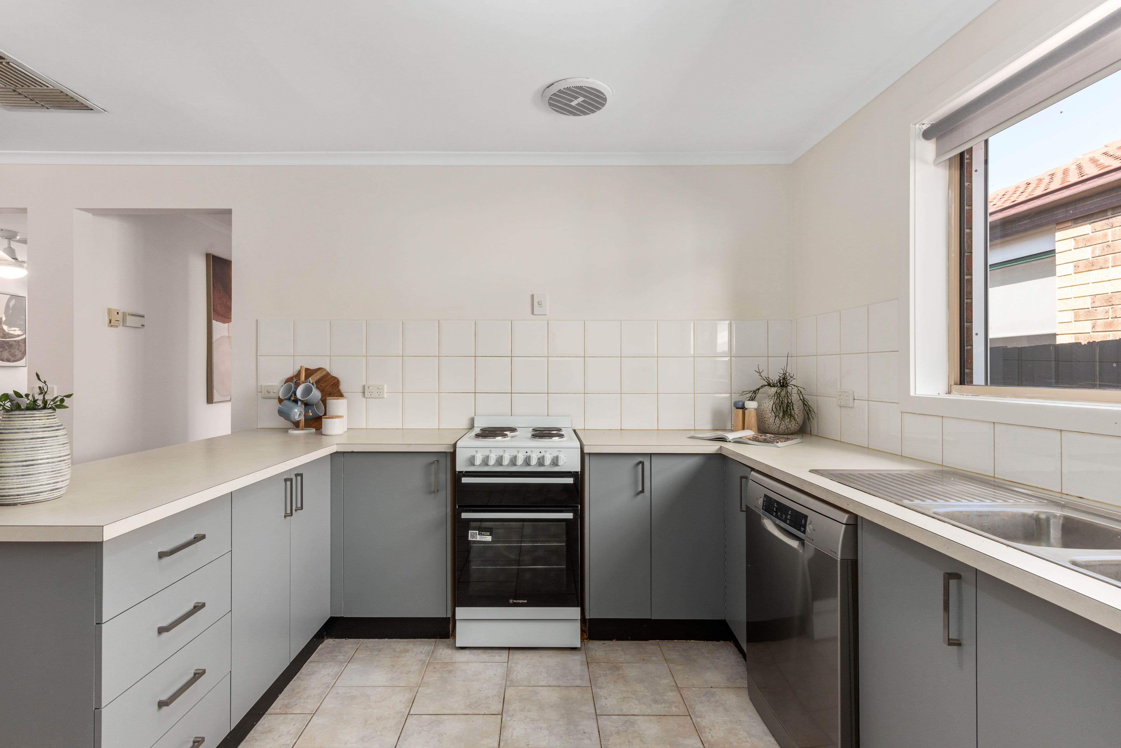 19 Brayford Nook, Craigieburn VIC 3064, Craigieburn - Thumbnail 4