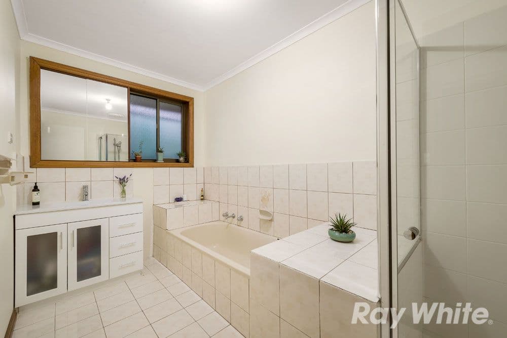 53 Moorhead Drive, MILL PARK VIC 3082, Mill Park - Thumbnail 6