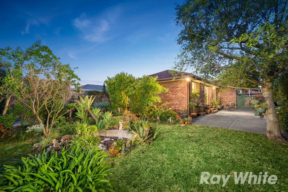 53 Moorhead Drive, MILL PARK VIC 3082, Mill Park - Thumbnail 8