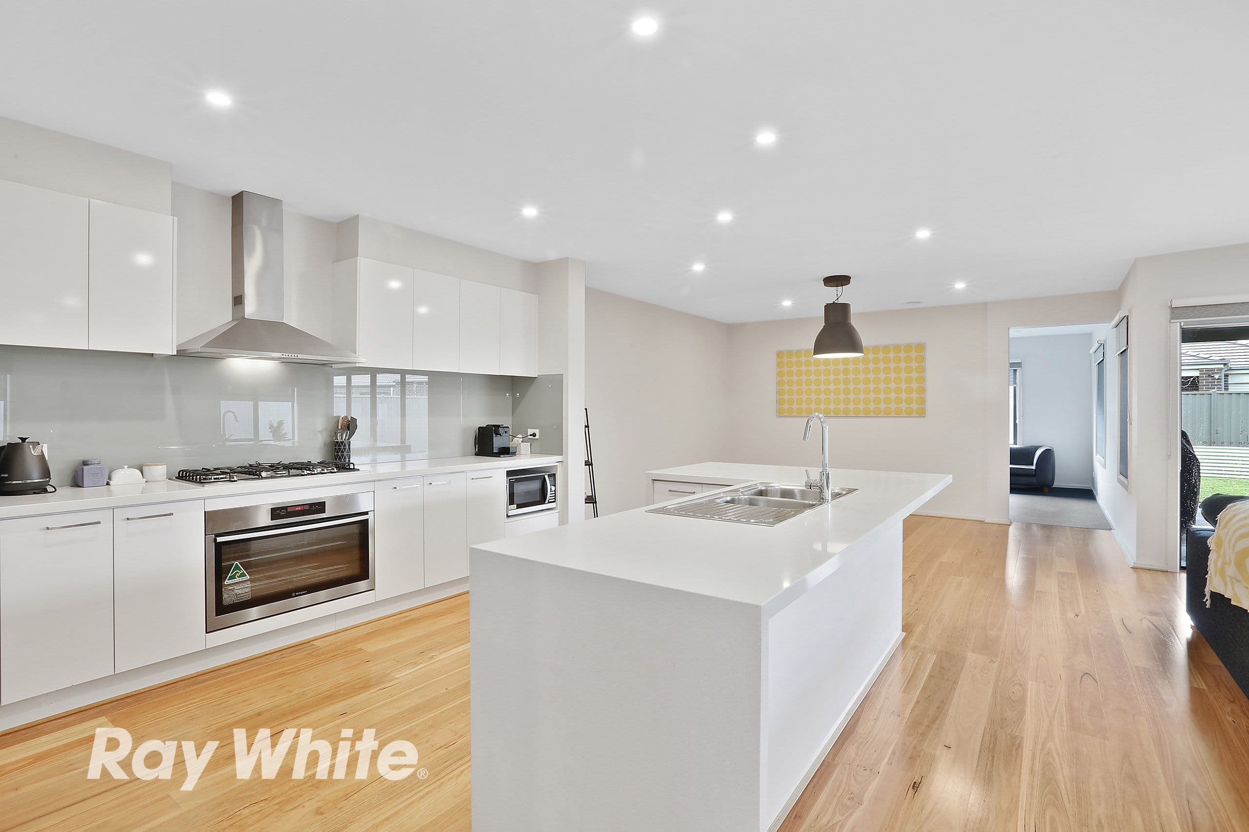 13 Whistling Duck Drive, Lara VIC 3212, Lara - Thumbnail 2