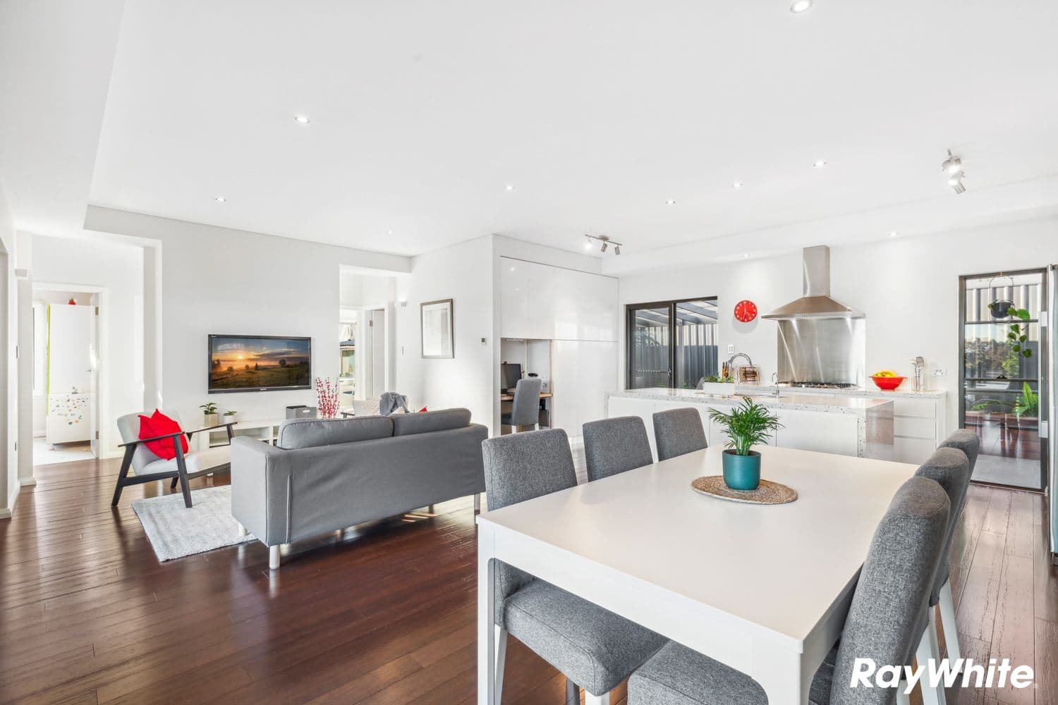 21 Quarry Road, Ryde NSW 2112, Ryde - Thumbnail 2