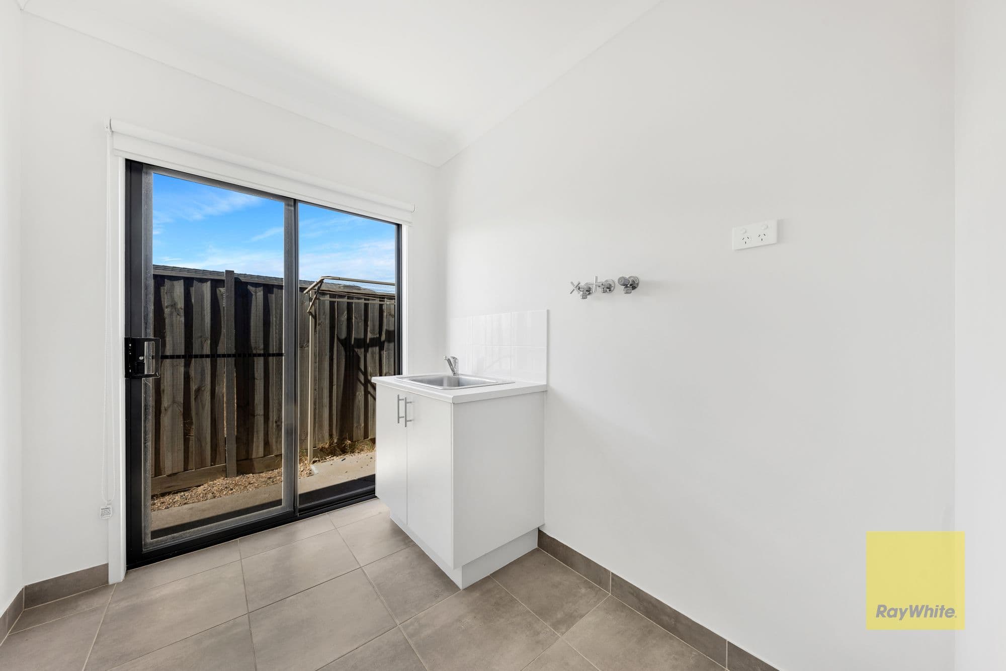 32 Grima Crescent, Wyndham Vale VIC 3024, Wyndham Vale - Thumbnail 7