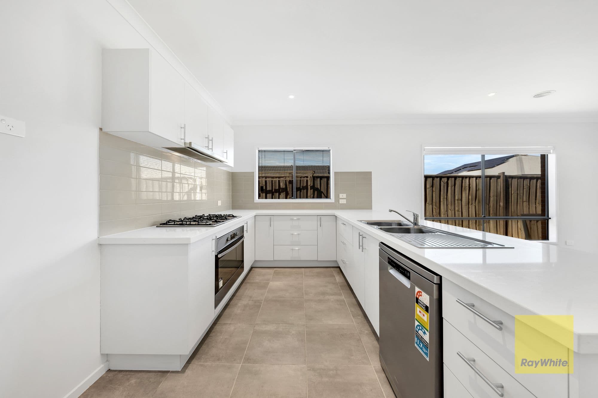 32 Grima Crescent, Wyndham Vale VIC 3024, Wyndham Vale - Thumbnail 8