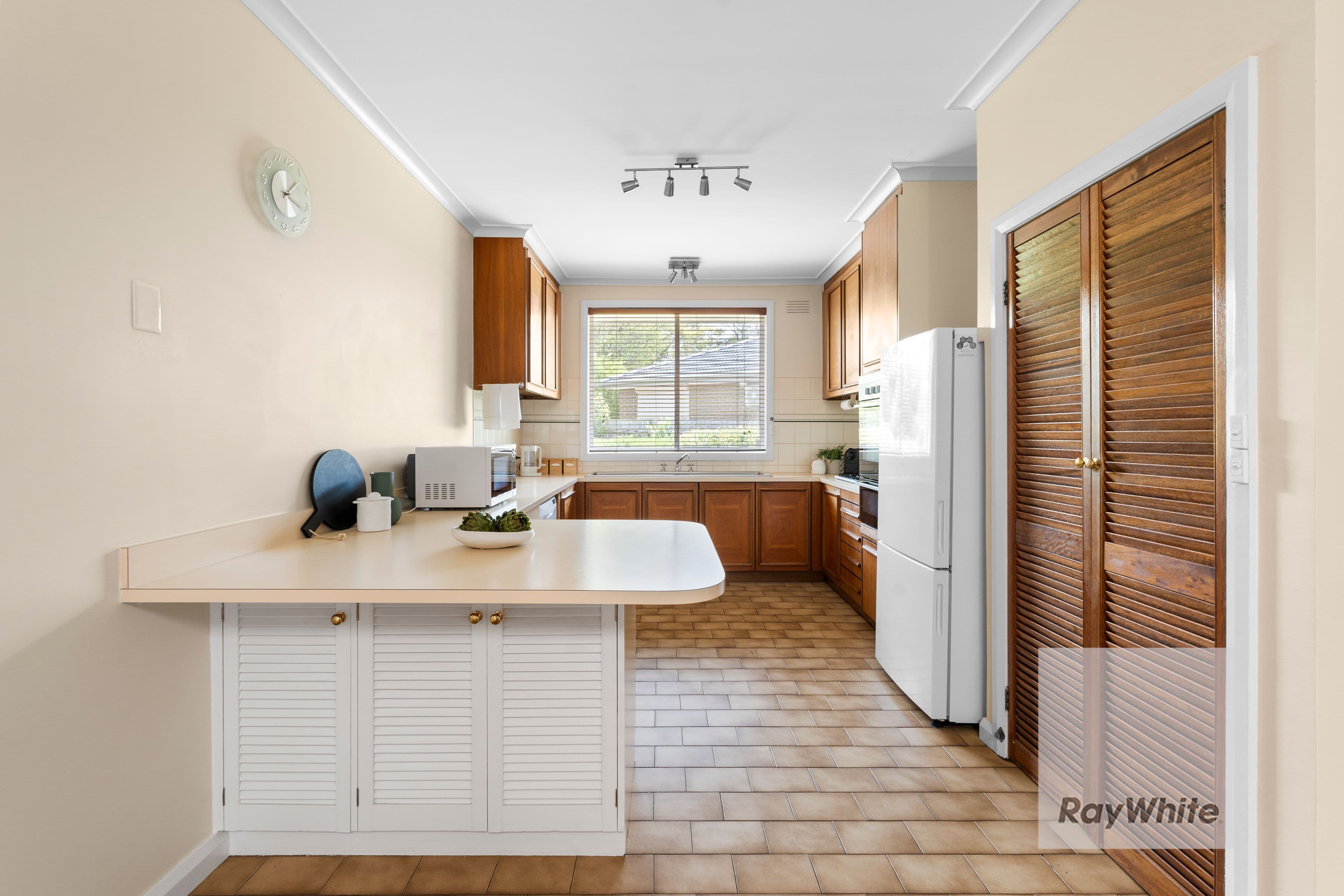 15 Grosvenor Court, Bundoora VIC 3083, Bundoora - Thumbnail 6