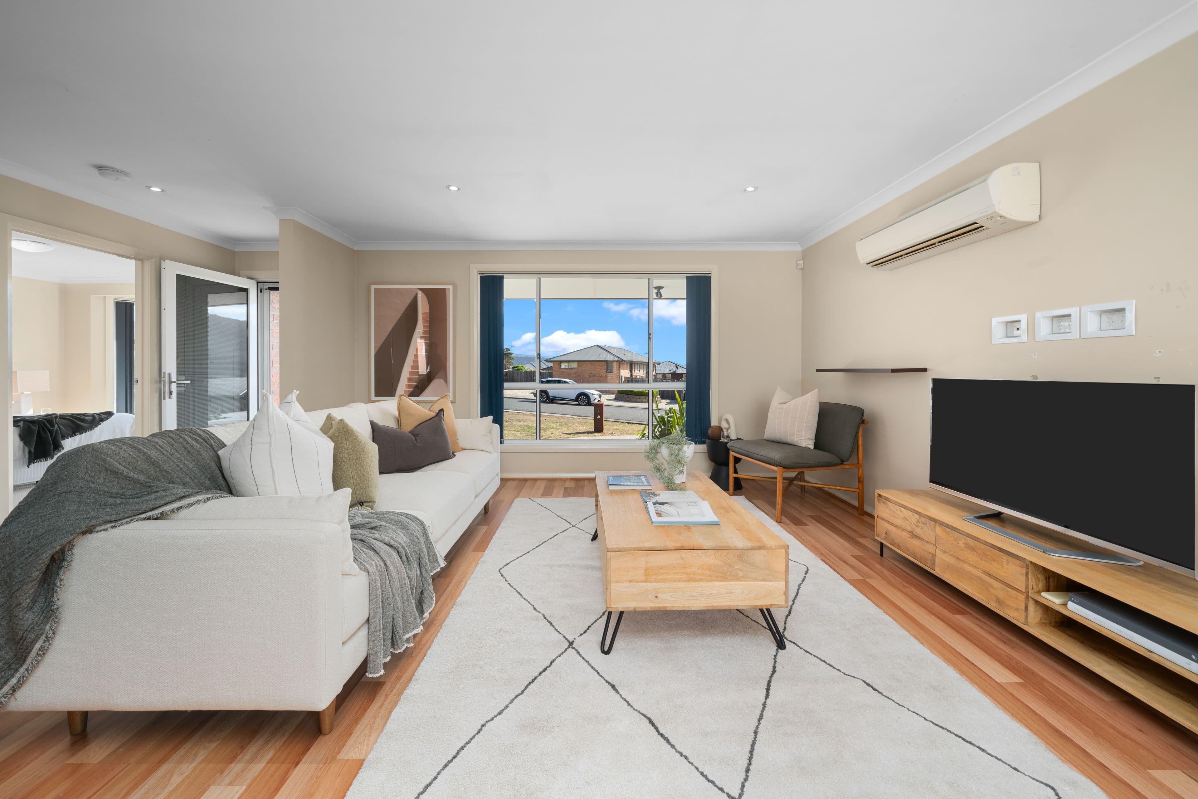 8 Gateway Drive, New Norfolk TAS 7140, New Norfolk - Thumbnail 4
