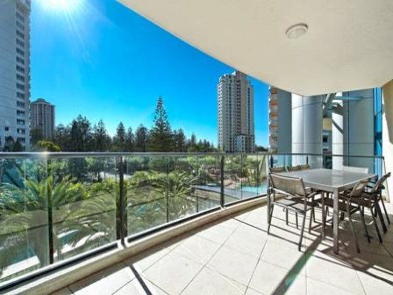 11 Peak Avenue, MAIN BEACH QLD 4217, Main Beach - Thumbnail 2