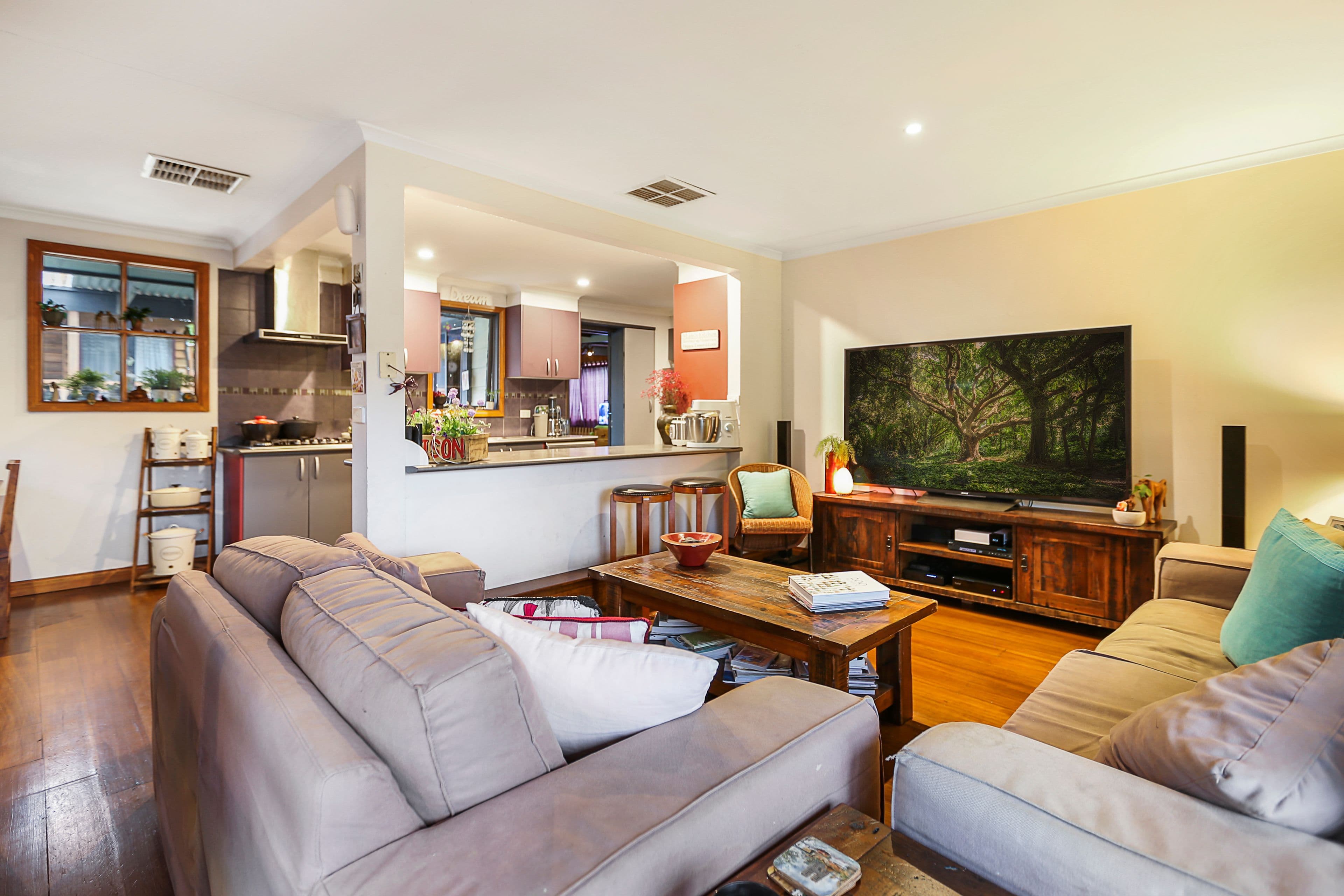 10 Facey Court, Noble Park North VIC 3174, Noble Park North - Thumbnail 2