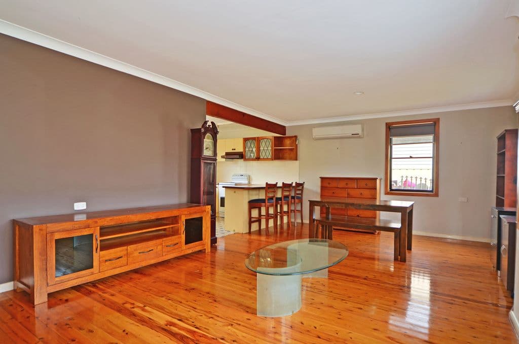 43 Bradman Avenue, Warilla NSW 2528, Warilla - Thumbnail 2