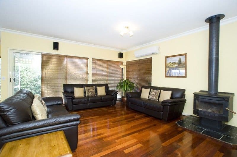 31  PAULA Way, CHIRNSIDE PARK VIC 3116, Chirnside Park - Thumbnail 4