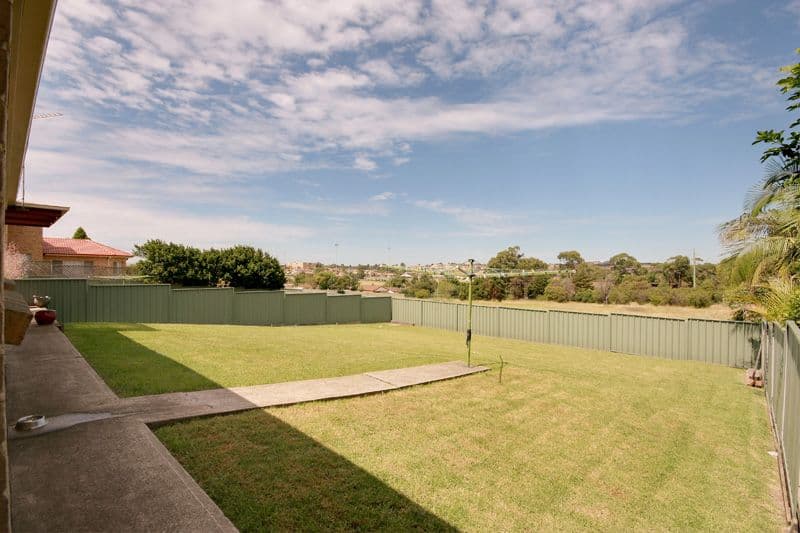 59 The Circuit, SHELLHARBOUR NSW 2529, Shellharbour - Thumbnail 3