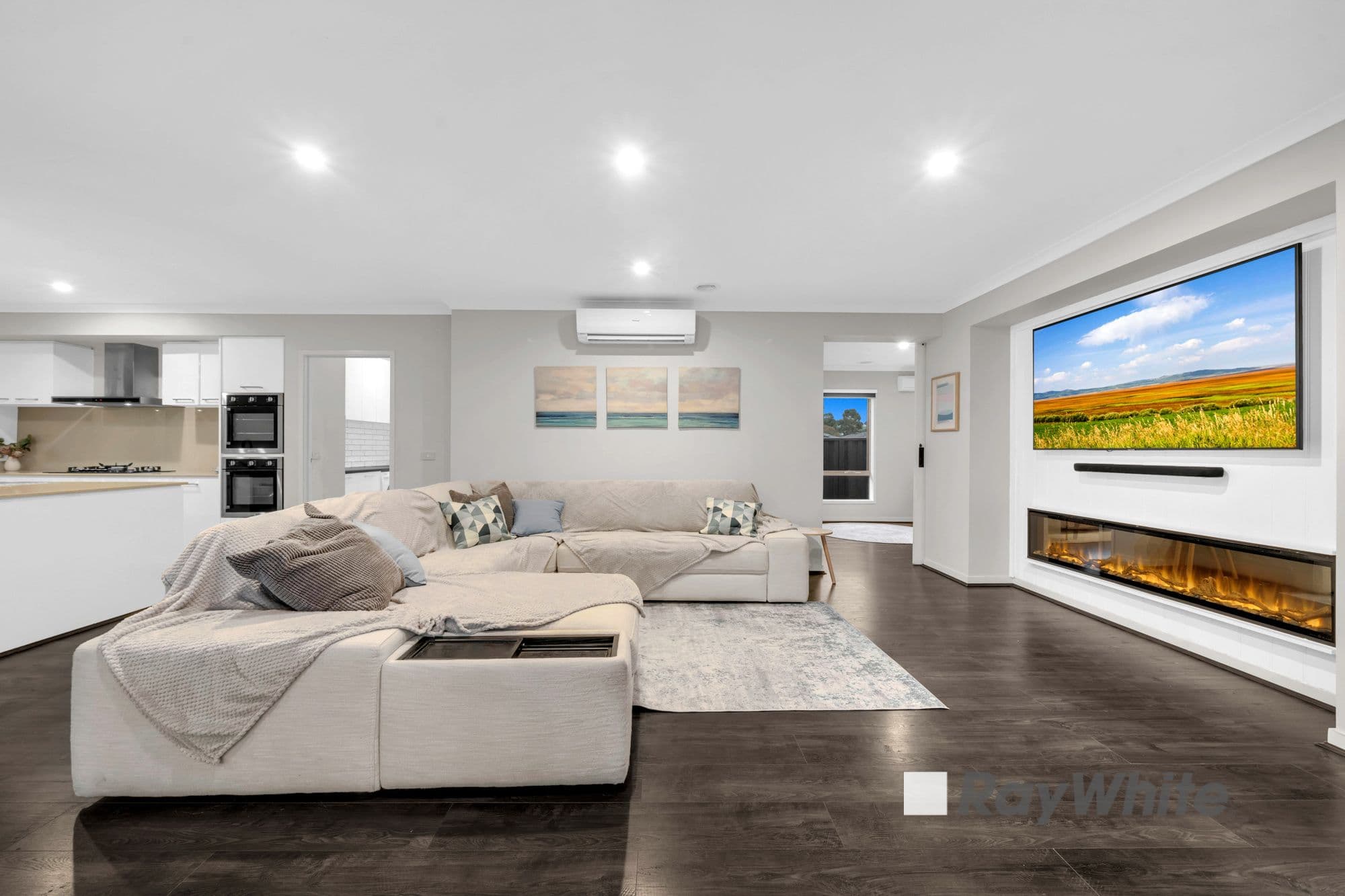 15 Albert Circuit, Pakenham VIC 3810, Pakenham - Thumbnail 6