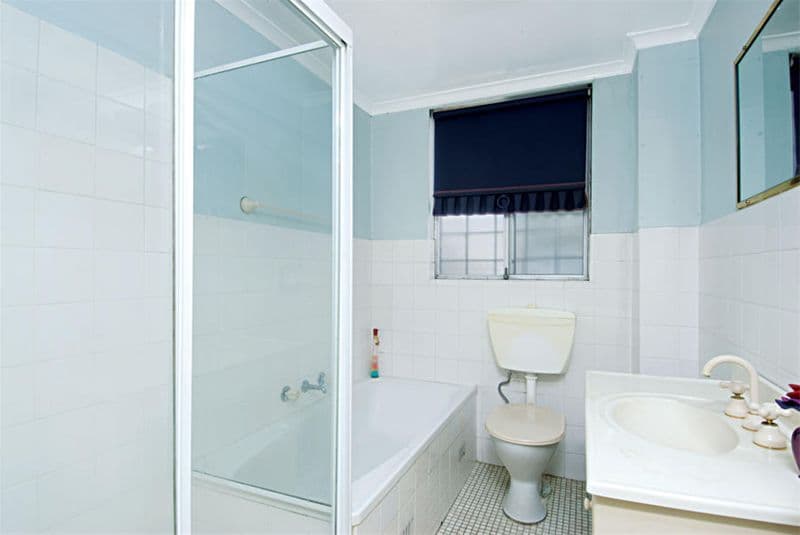 2 Corby Avenue, CONCORD NSW 2137, Concord - Thumbnail 4