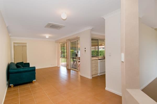 16 Cooper Place, CARSELDINE QLD 4034, Carseldine - Thumbnail 3