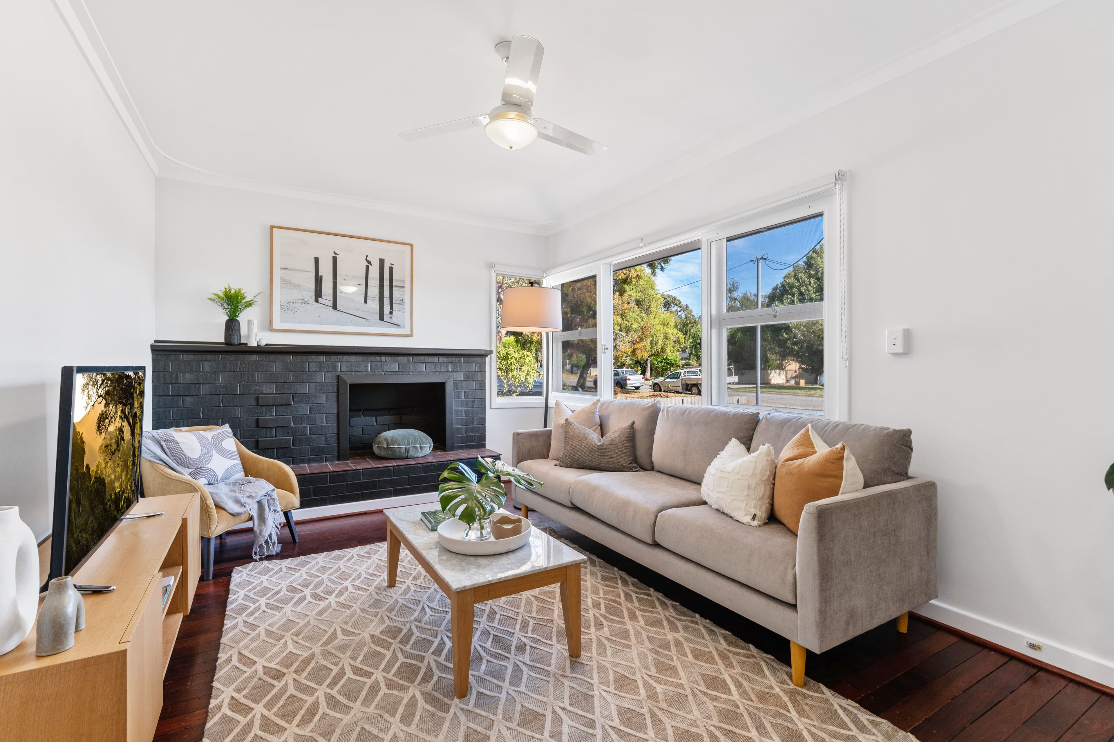 40 Coops Avenue, Thornlie WA 6108, Thornlie - Thumbnail 2
