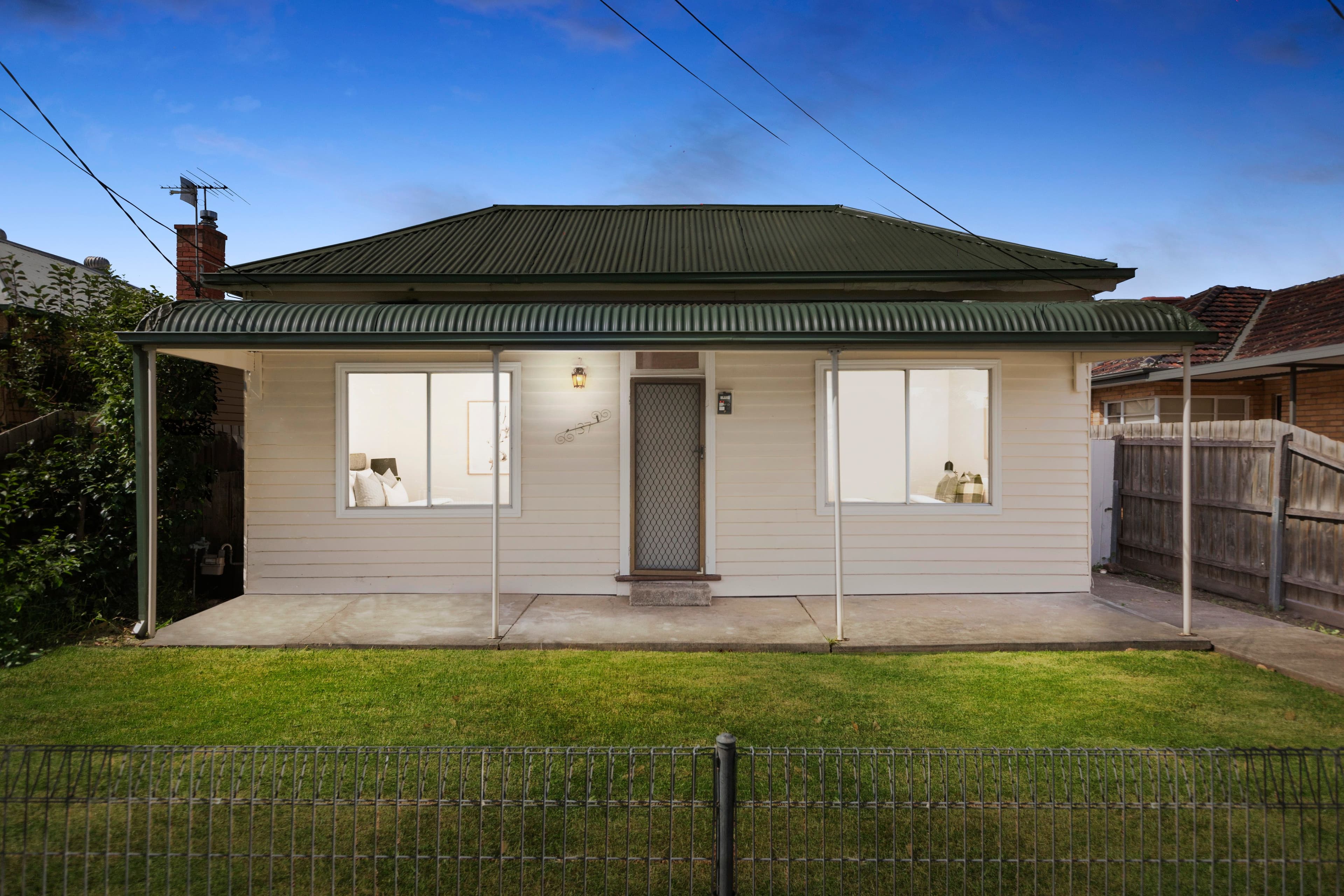137 Morris Street, Sunshine VIC 3020, Sunshine - Image 1