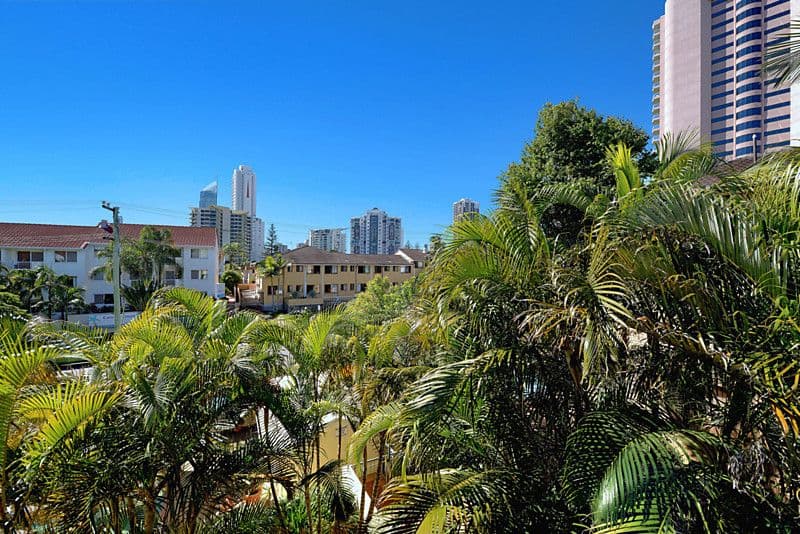 10 Genoa Street, SURFERS PARADISE QLD 4217, Surfers Paradise - Thumbnail 5