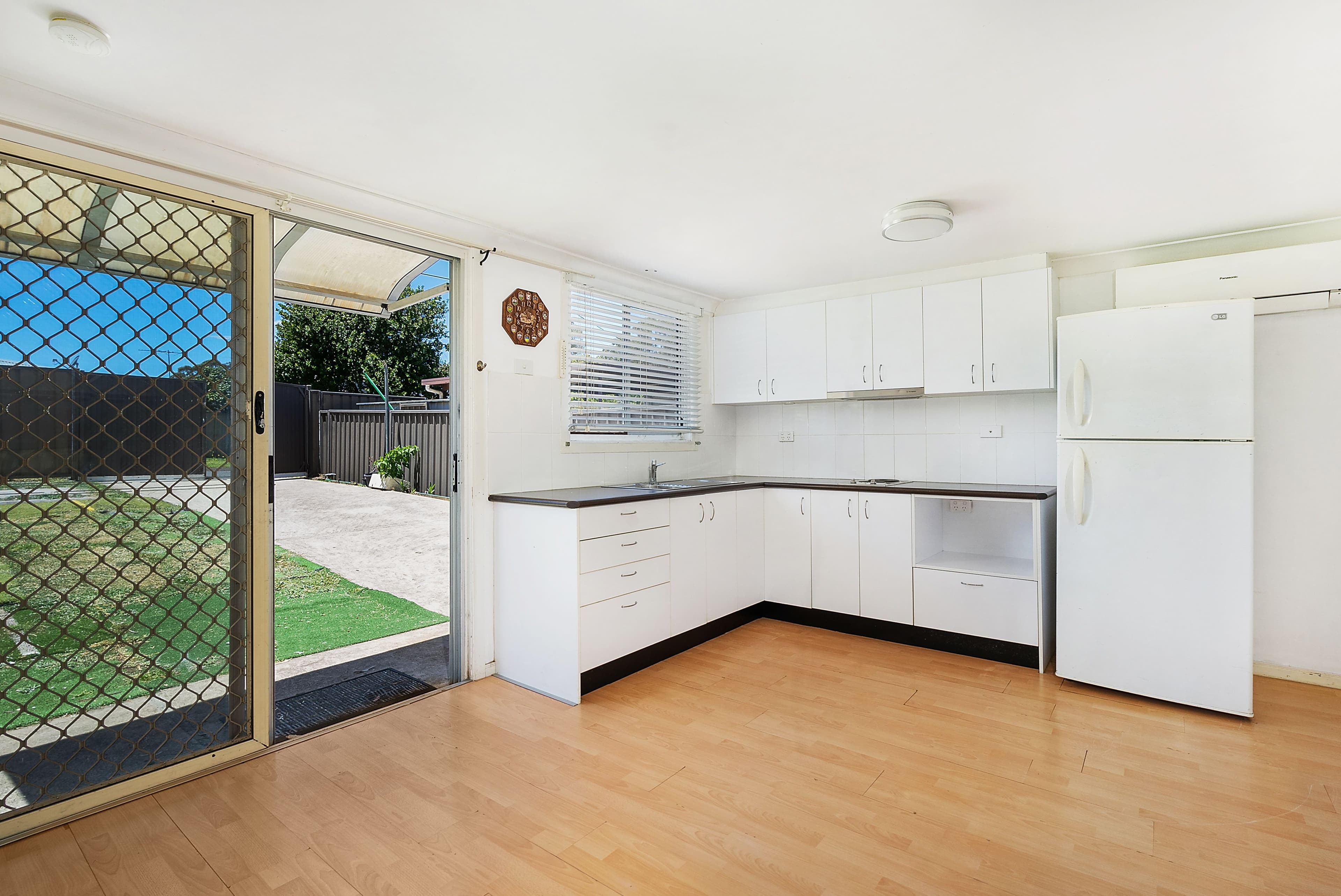 13 Cameron Street, Doonside NSW 2767, Doonside - Thumbnail 4