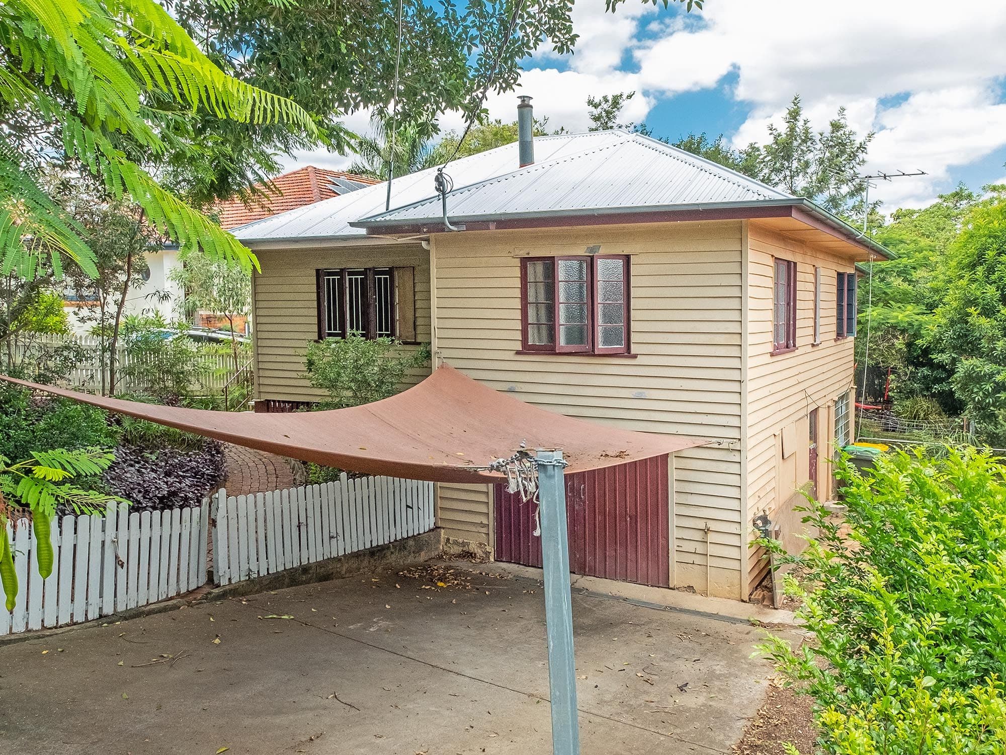 35 Navy Street, Holland Park West QLD 4121, Holland Park West - Thumbnail 2