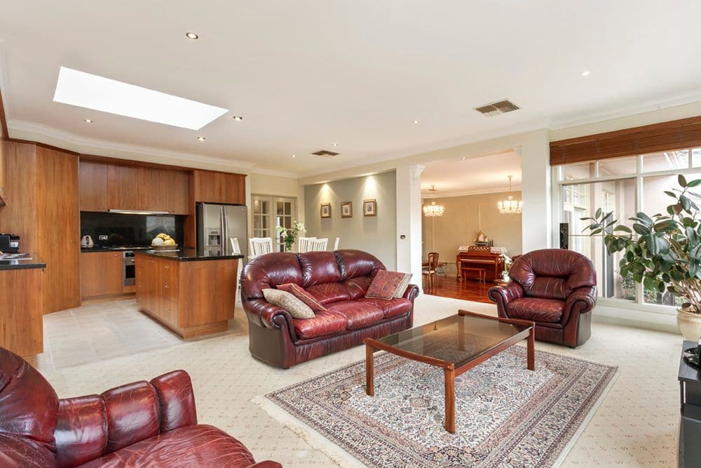 7 Forest Place, Templestowe VIC 3106, Templestowe - Thumbnail 2