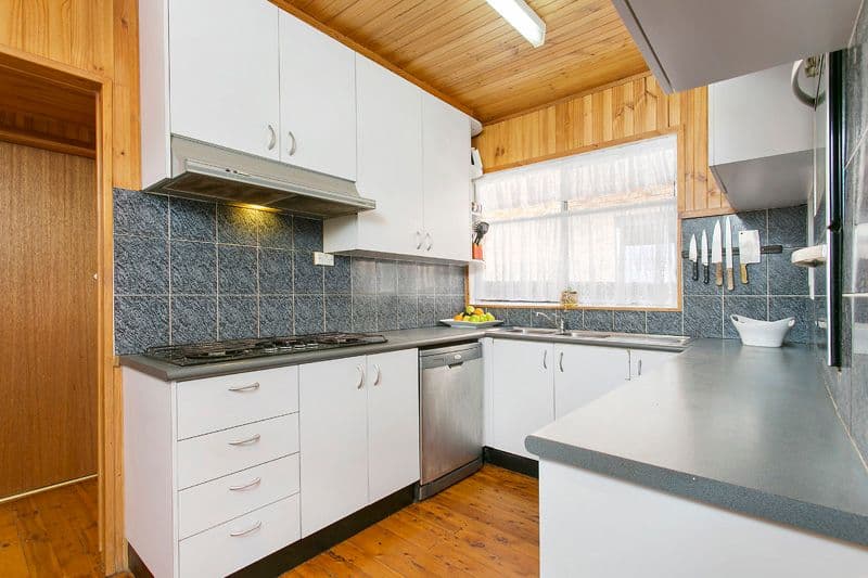 10 Travers Road, CURL CURL NSW 2096, Curl Curl - Thumbnail 6