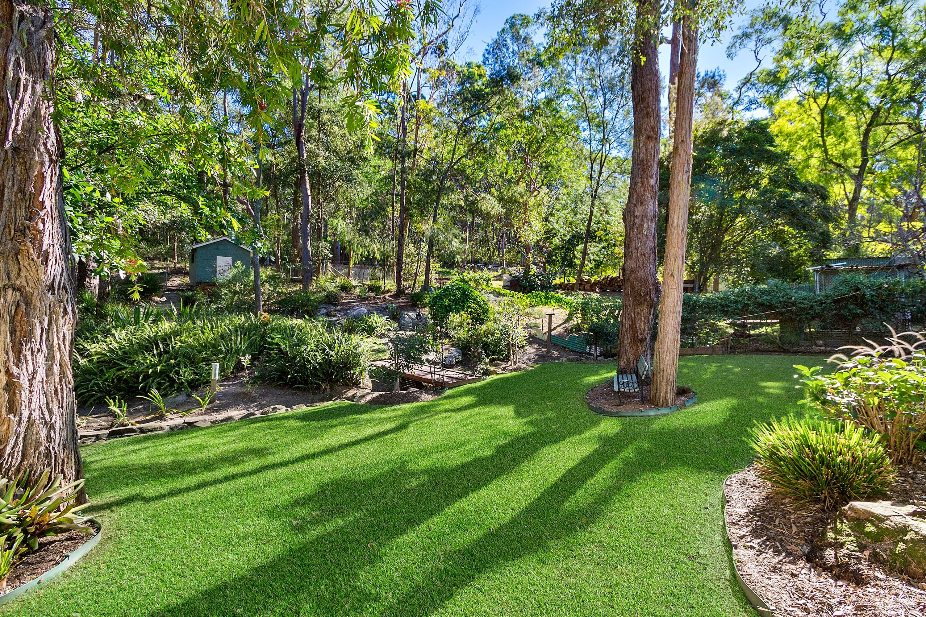 244 Lieutenant Bowen Drive, Bowen Mountain - Thumbnail 3