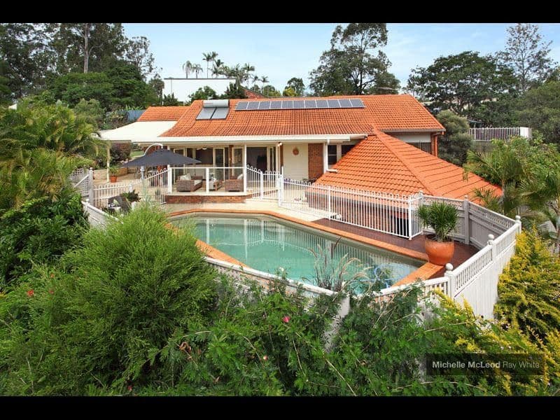1 Tinbeerwah Place, CHAPEL HILL QLD 4069, Chapel Hill - Image 1