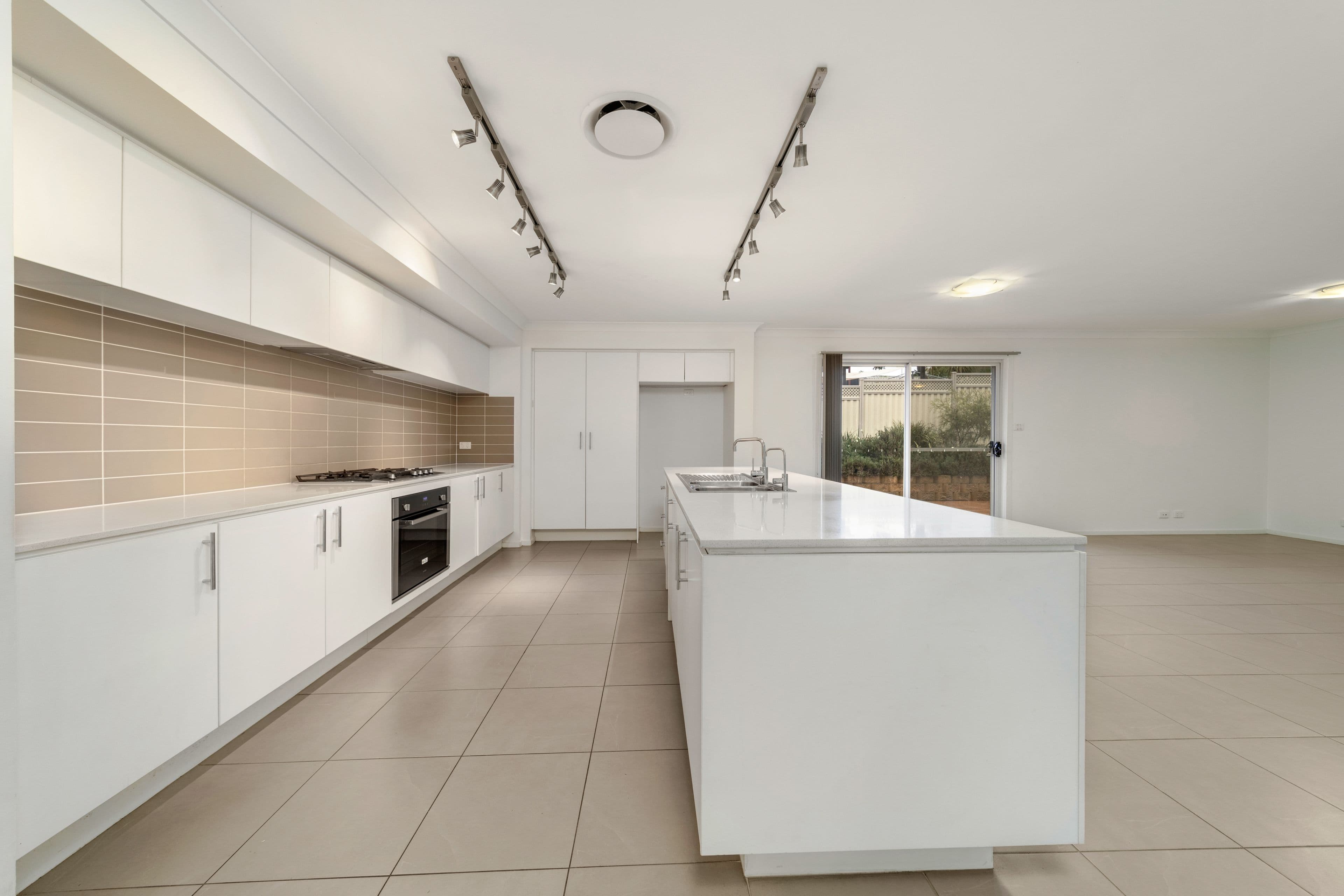 7 Grigson Place, Macgregor ACT 2615, Macgregor - Thumbnail 6