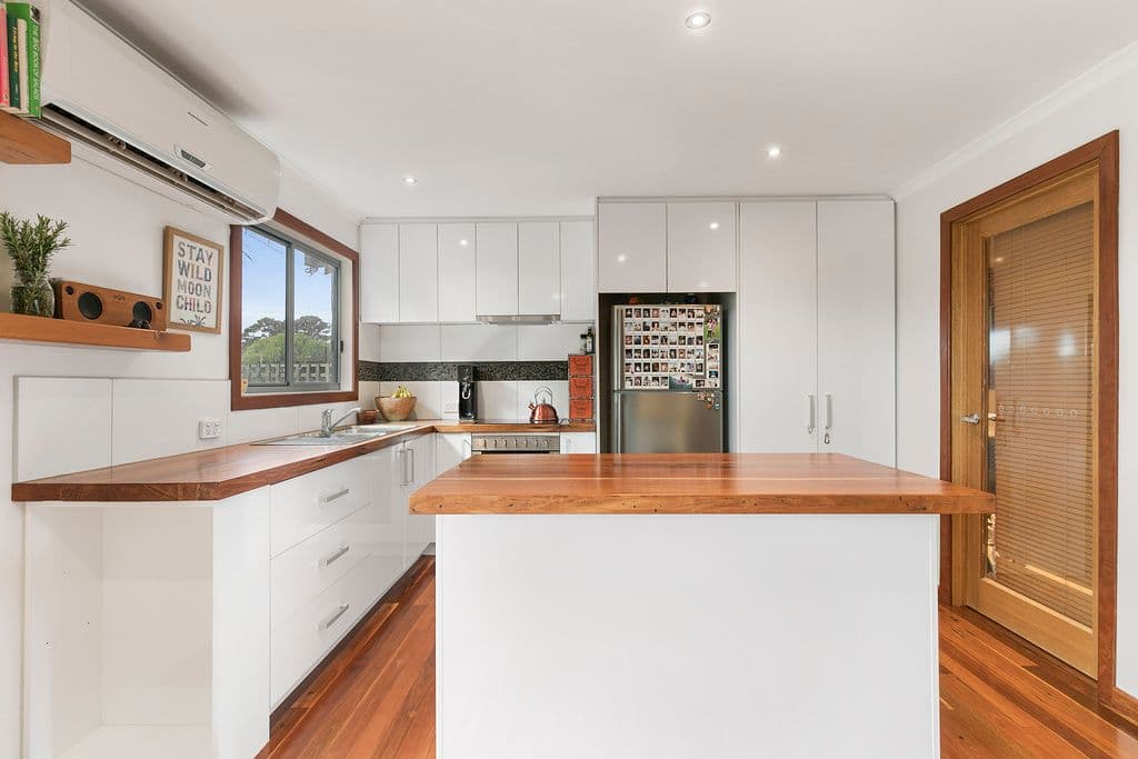 19 Alvina Crescent, Surf Beach VIC 3922, Surf Beach - Thumbnail 3