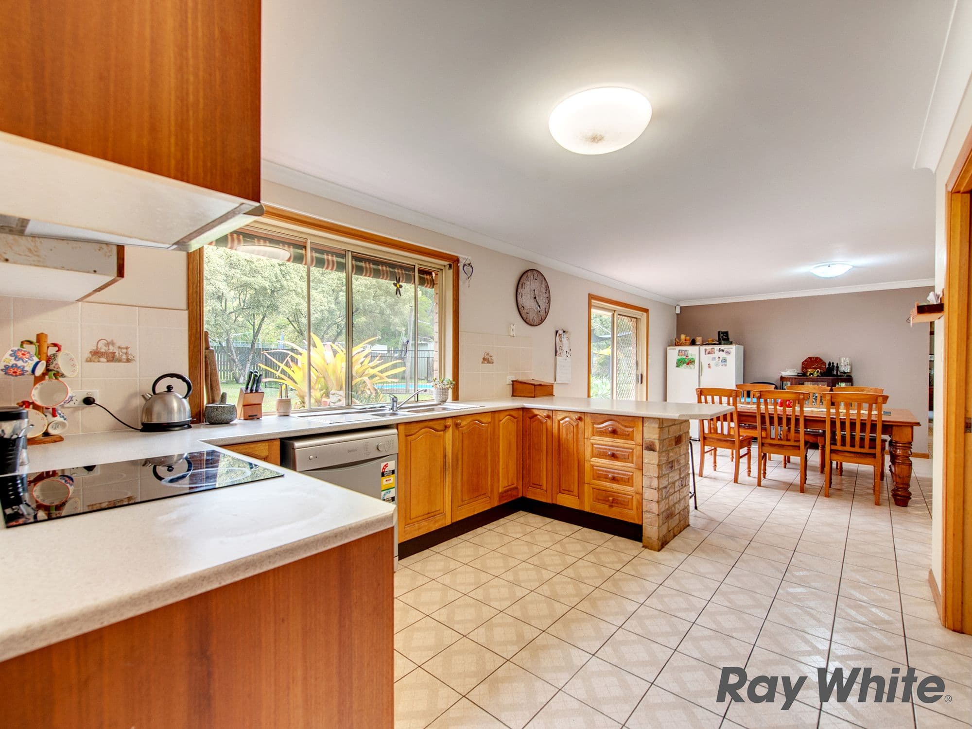 194 Jones Road, Bellbird Park QLD 4300, Bellbird Park - Thumbnail 5
