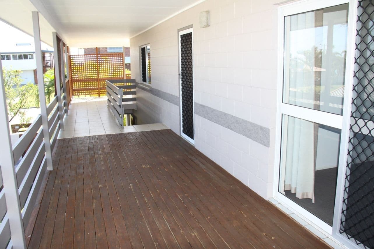 73 Booth Avenue, Tannum Sands QLD 4680, Tannum Sands - Thumbnail 3