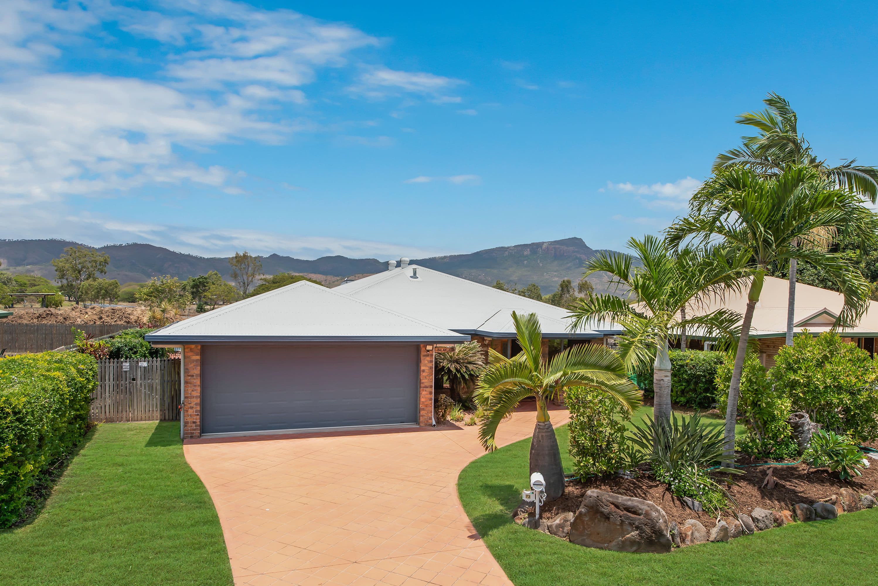 73 Kokoda Street, Idalia QLD 4811, Idalia - Thumbnail 3