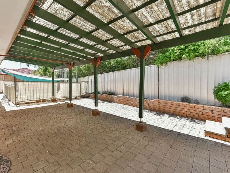 1 Sassafras Close, Bradbury - Thumbnail 2
