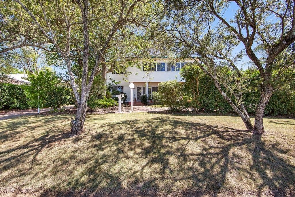 4 Idolwood Street, Eastern Heights QLD 4305, Eastern Heights - Thumbnail 2