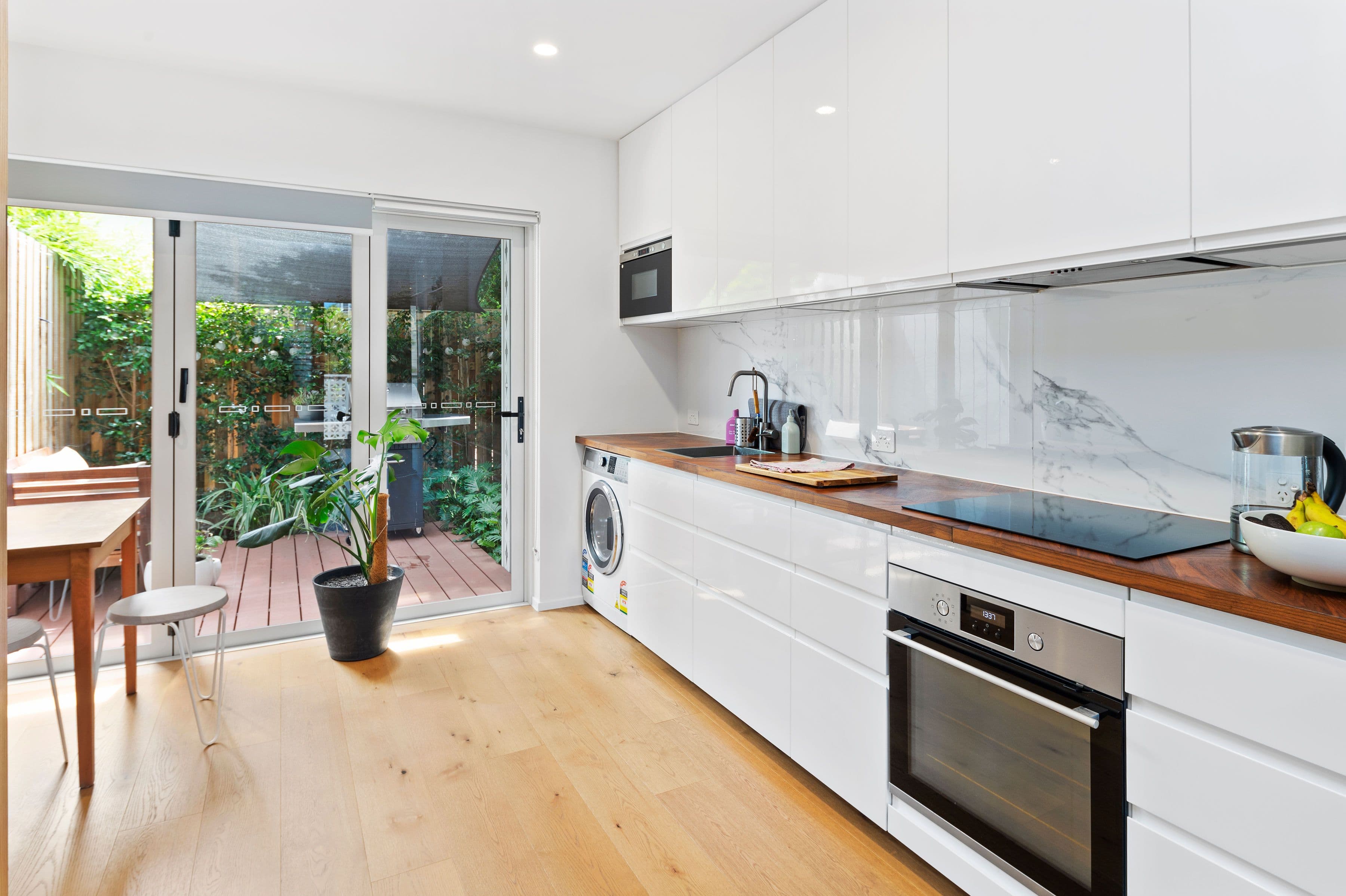 22A Lenneberg Street, Southport QLD 4215, Southport - Thumbnail 2