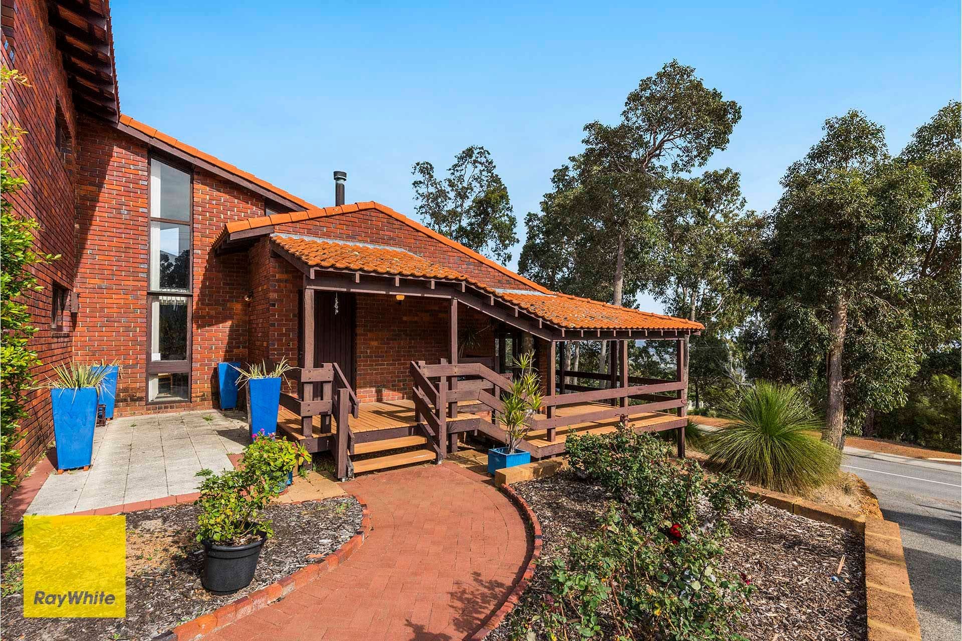 24 Nelson Crescent, Lesmurdie WA 6076, Lesmurdie - Image 1